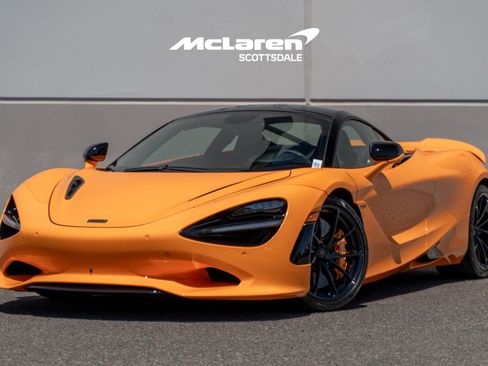 New 2026 McLaren 750S image 2