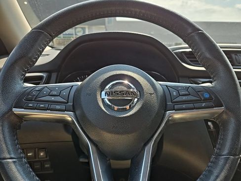 Used 2020 Nissan Rogue SL AWD/4WD image 15
