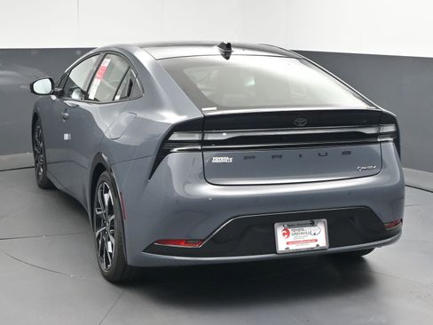 New 2026 Toyota Prius XSE Premium image 7