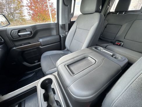 Used 2019 Chevrolet Silverado 1500 RST image 21
