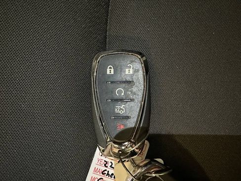 Used 2022 Chevrolet Camaro LT RWD image 17