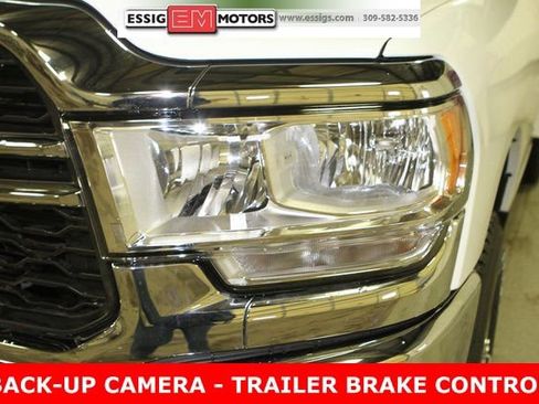 New 2024 RAM 2500 Tradesman w/ Chrome Appearance Group image 8