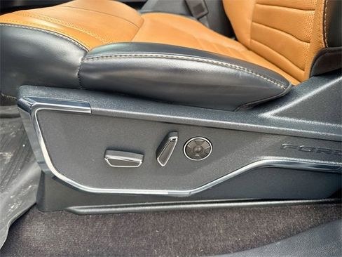 Certified 2021 Ford F150 Platinum w/ Equipment Group 701A High image 18