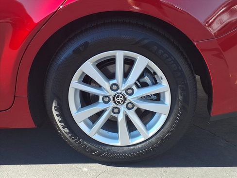 Certified 2025 Toyota Camry LE image 4