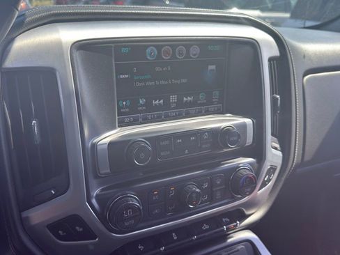 Used 2018 GMC Sierra 1500 SLT w/ SLT Premium Package AWD/4WD image 13