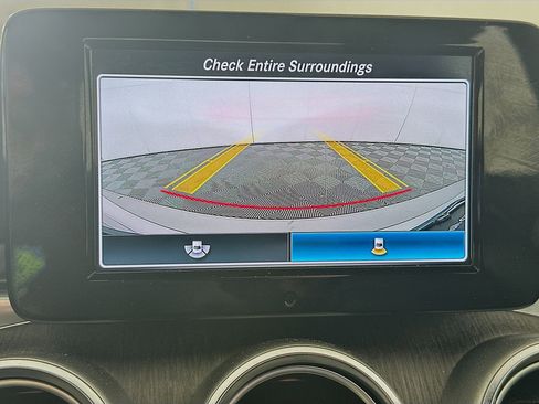 Used 2019 Mercedes-Benz C 300 4MATIC Sedan image 22