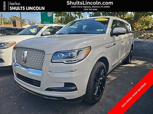 New 2024 Lincoln Navigator L Reserve image 1