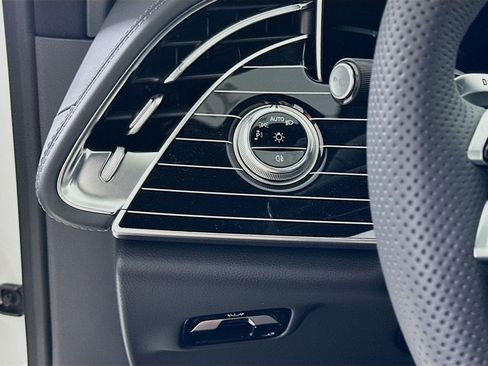 New 2026 Mercedes-Benz E 53 AMG e 4MATIC Sedan image 11
