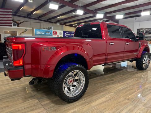 Used 2022 Ford F450 Platinum w/ FX4 Off-Road Package AWD/4WD image 6