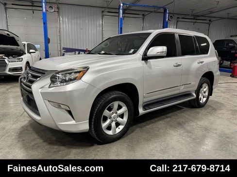 Used 2016 Lexus GX 460 Premium w/ Navigation Package image 4