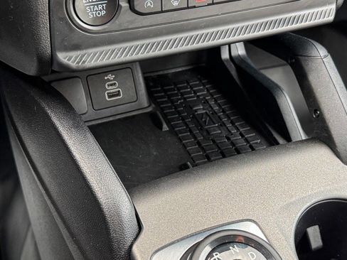 Used 2025 Ford Bronco Sport Badlands image 32