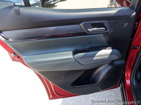 Used 2026 GMC Terrain AT4 w/ Convenience Package III image 24