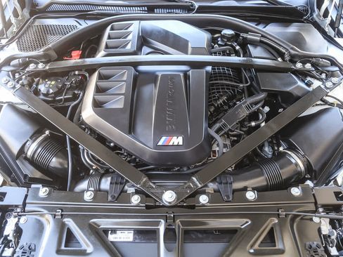 Used 2024 BMW M4 Competition image 24