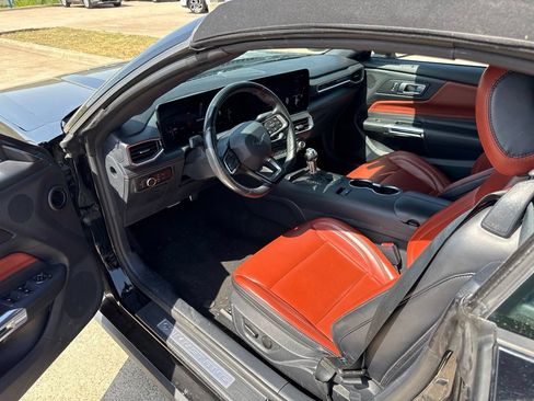 Used 2024 Ford Mustang Premium RWD image 17