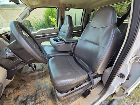 Used 2009 Ford F350 4x4 Crew Cab Super Duty image 8