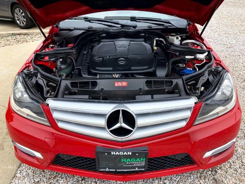 Used 2013 Mercedes-Benz C 300 4MATIC Sedan image 24