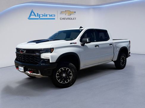 Used 2024 Chevrolet Silverado 1500 ZR2 w/ Technology Package AWD/4WD image 1