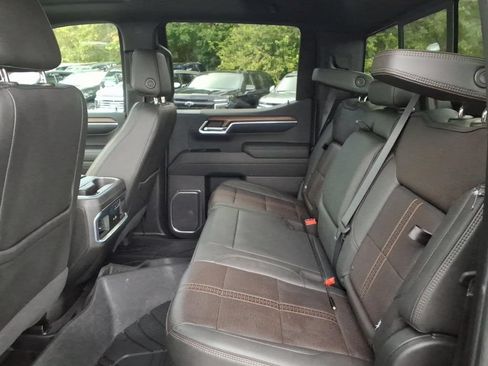 Used 2022 Chevrolet Silverado 1500 High Country AWD/4WD image 19