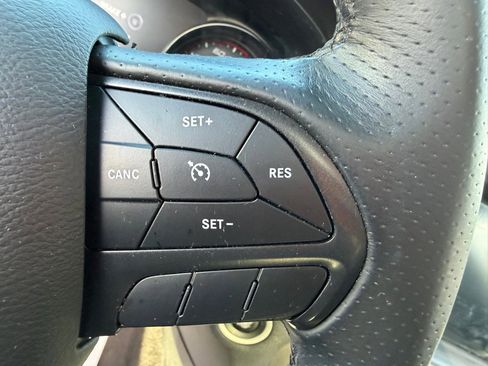 Used 2018 Dodge Charger SXT Plus w/ Blacktop Package image 34