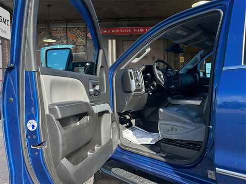 Used 2019 Chevrolet Silverado 2500 LTZ w/ Duramax Plus Package image 16