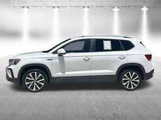Used 2024 Volkswagen Taos SE FWD video 2