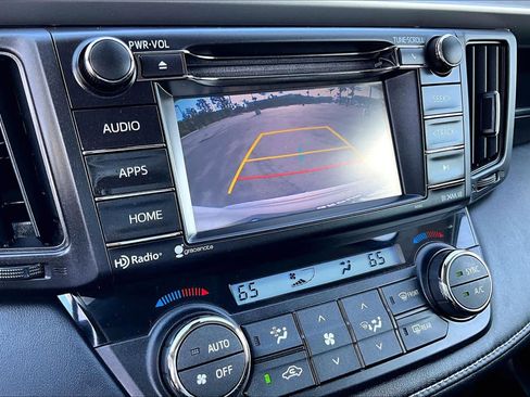 Used 2017 Toyota RAV4 XLE w/ Carpet Mat Package image 25