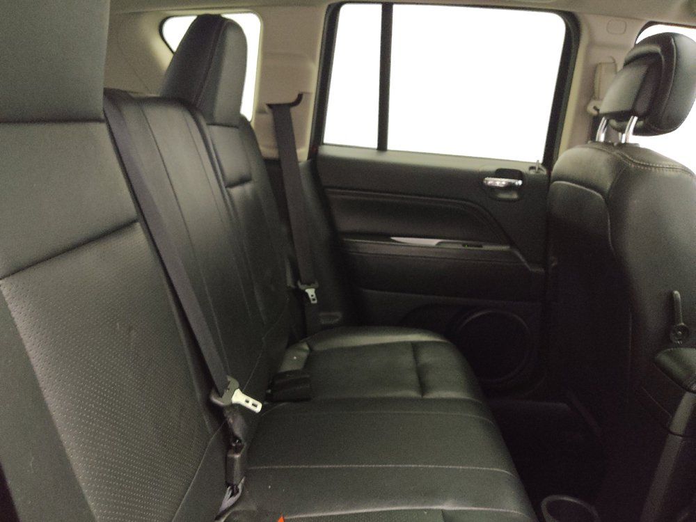 Used 2016 Jeep Compass High Altitude FWD image 19