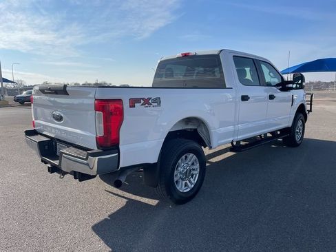 Used 2019 Ford F250 XL w/ STX Appearance Package image 4