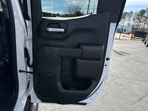 New 2026 Chevrolet Silverado 1500 Custom w/ Turbomax Blackout Package AWD/4WD image 18