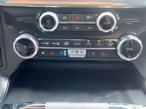 New 2025 Ford F150 Lariat w/ Equipment Group 502A High image 9