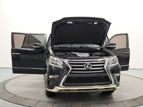 Used 2019 Lexus GX 460 Premium AWD/4WD image 10
