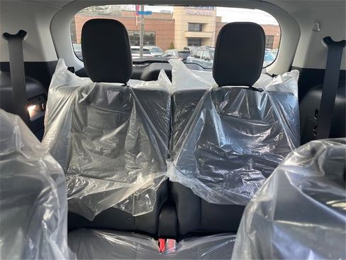 New 2026 Ford Explorer Active w/ Active Comfort Package image 27