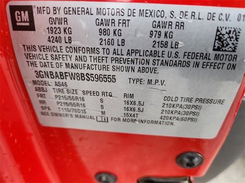 Used 2011 Chevrolet HHR LT image 29