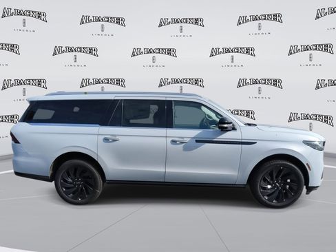 New 2026 Lincoln Navigator L Black Label AWD/4WD image 6