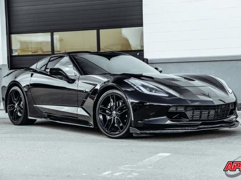 Used 2016 Chevrolet Corvette Stingray Coupe RWD image 39
