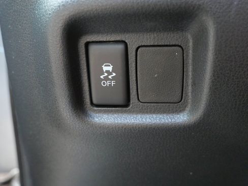 Used 2018 Nissan Versa SV w/ SV Special Edition Package FWD image 26