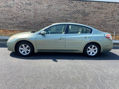 Used 2008 Nissan Altima 2.5 SL w/ SL Pkg image 2