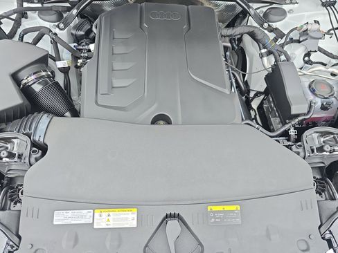 New 2025 Audi Q5 Premium Plus image 29