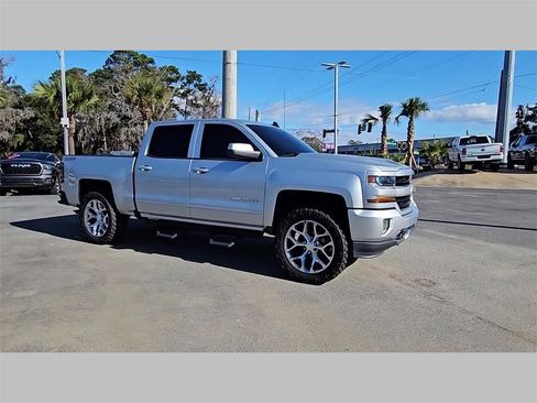 Used 2017 Chevrolet Silverado 1500 LT w/ All Star Edition image 36