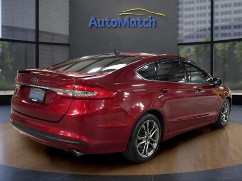 Used 2017 Ford Fusion SE w/ Equipment Group 201A image 11