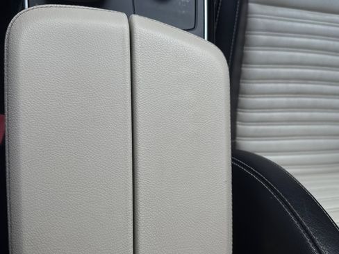 Used 2019 Mercedes-Benz GLE 43 AMG 4MATIC image 17