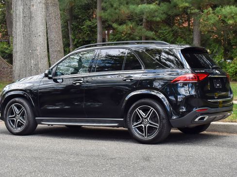 Used 2022 Mercedes-Benz GLE 350 w/ AMG Line Exterior image 5