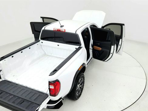 Used 2024 GMC Canyon AT4 w/ AT4 Premium Package AWD/4WD image 23