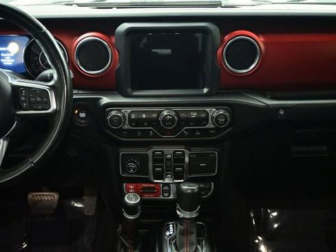 Used 2021 Jeep Gladiator Rubicon image 36