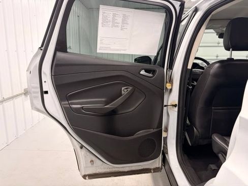 Used 2018 Ford Escape SEL AWD/4WD image 12