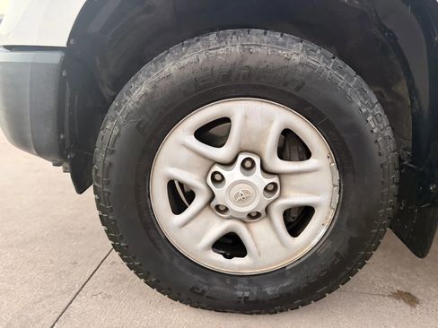 Used 2016 Toyota Tundra SR image 19