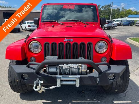 Used 2017 Jeep Wrangler Unlimited Rubicon AWD/4WD image 3