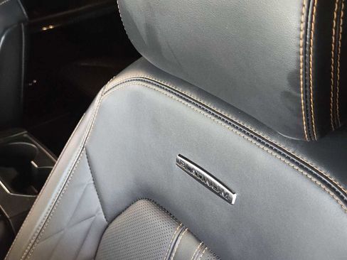 Used 2023 Ford Expedition Platinum image 15