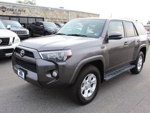 Used 2014 Toyota 4Runner SR5 Premium AWD/4WD image 3