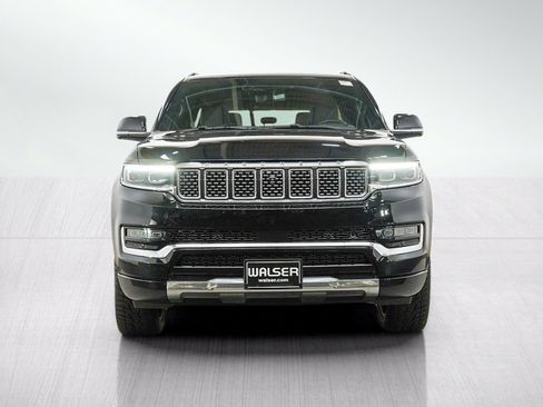 Used 2023 Jeep Grand Wagoneer Series III AWD/4WD image 8